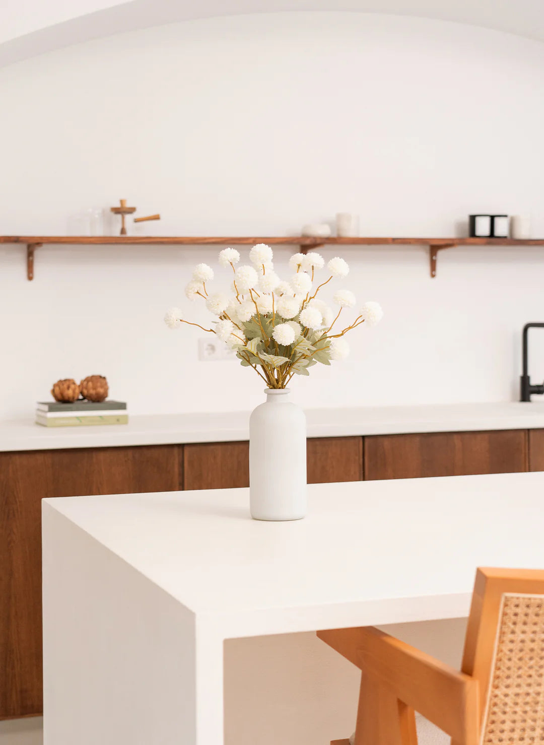 Mia Glass Vase - Frosted White